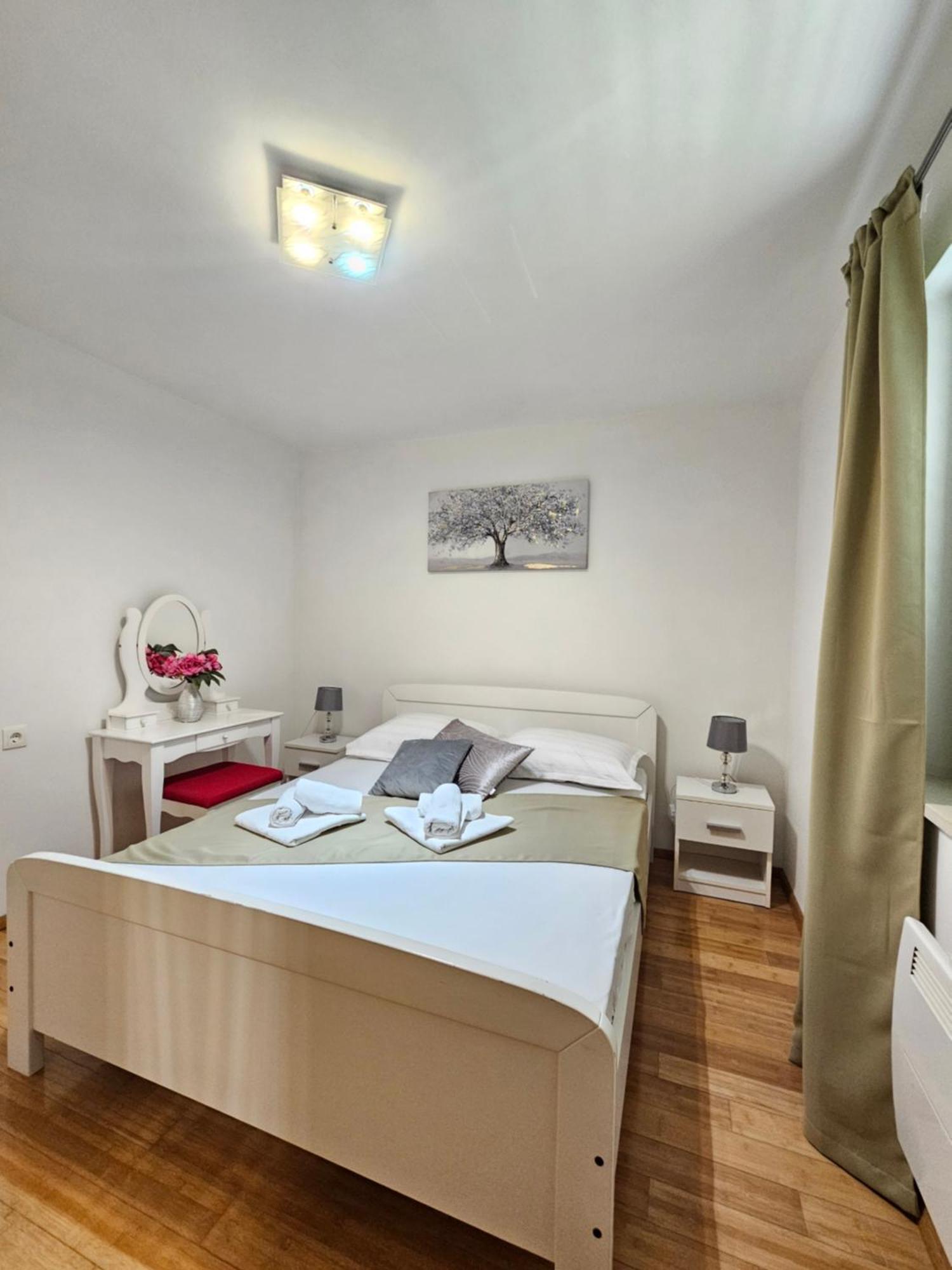 Apartments Iva マカルスカ エクステリア 写真