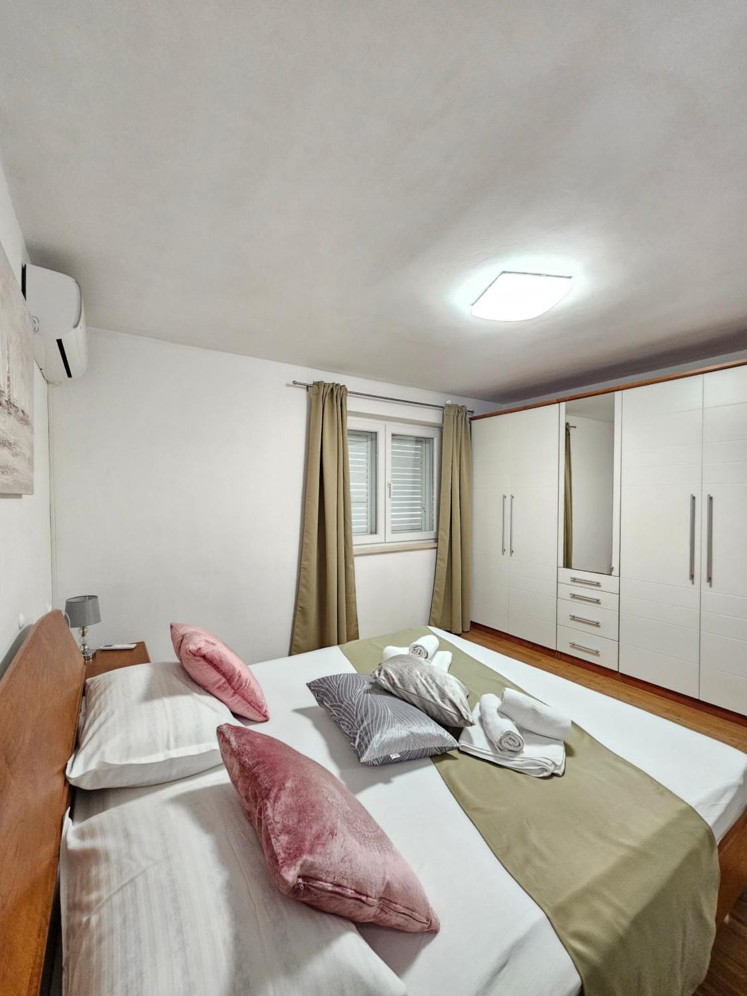 Apartments Iva マカルスカ エクステリア 写真