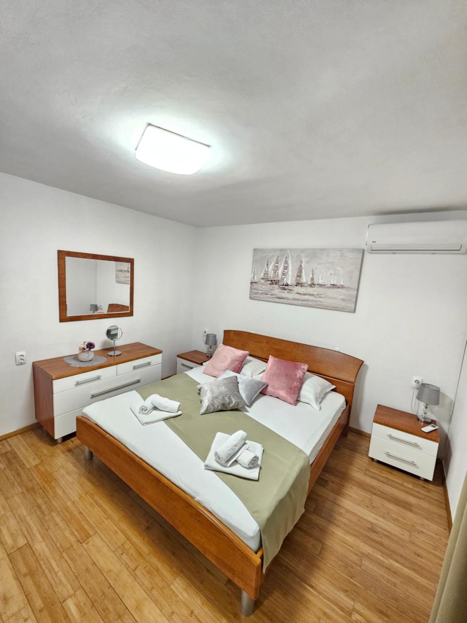 Apartments Iva マカルスカ エクステリア 写真